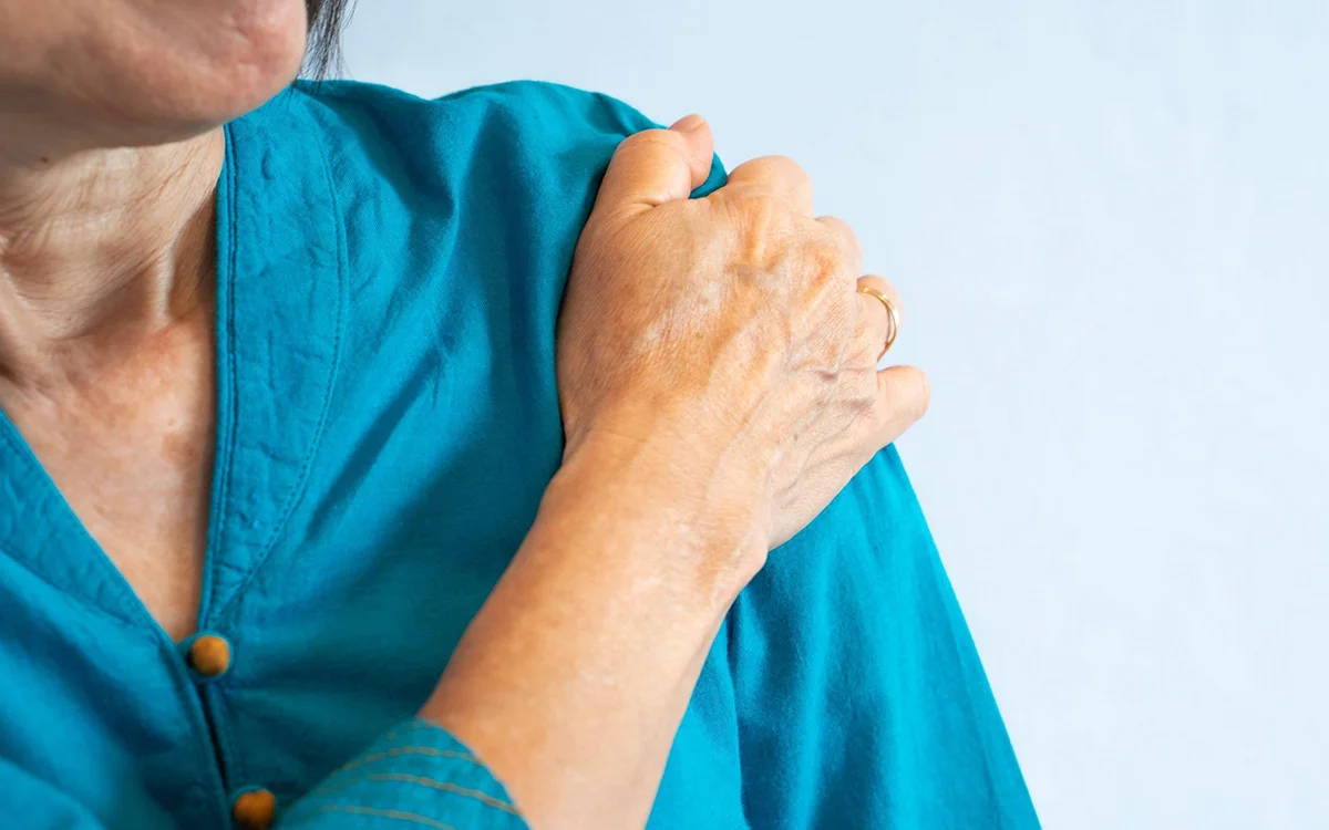 Best Treatment For Frozen Shoulder- A Doctor’s Approach
